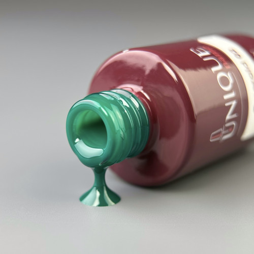Unique Гель-лак Emerald 02, 8 ml